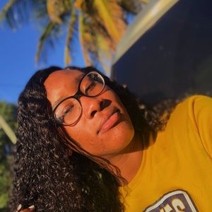 Meet your Posher, Donyell